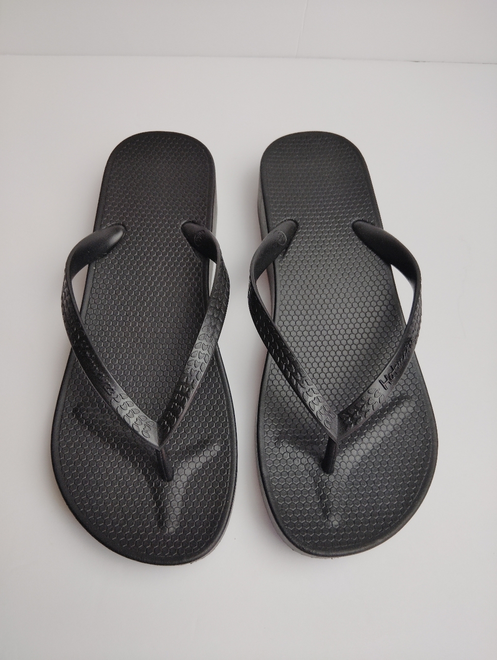 Hotmarzz Women's Black Flip-Flop Sandals - Size 10/11 (41)